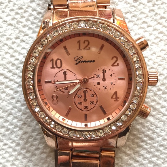 Geneva Accessories - Geneva Rose Gold Link Band Watch - Works Great